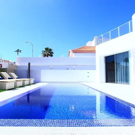 Flamingo Villa